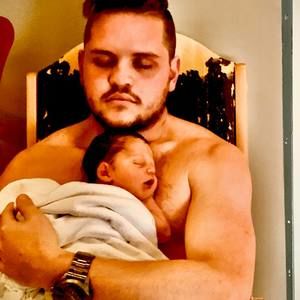 Meet your Posher, Dérek